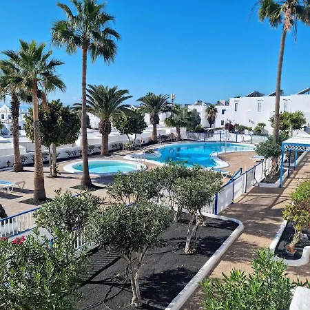 Apartmán Sami Vista Al Mar Y Piscina *